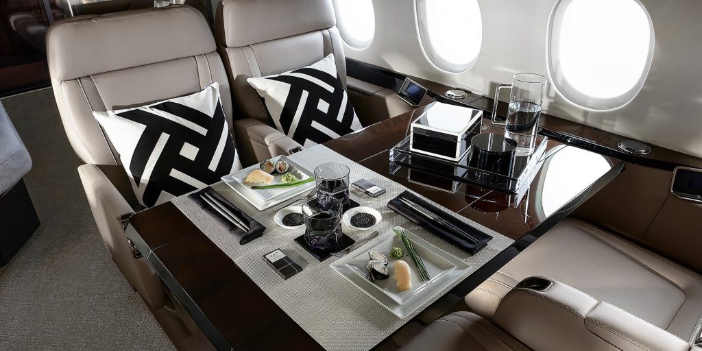 Dassault Falcon 900LX dining table