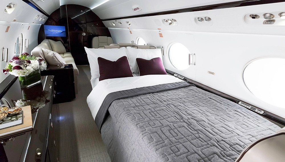 Gulfstream G550 bedroom